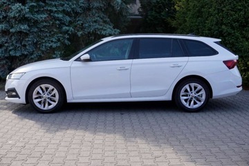 Skoda Octavia IV Kombi 1.0 TSI 110KM 2020 Skoda Octavia CarPlayAA, kamera, isofix, salon PL, LaneAssist, klima 2stre, zdjęcie 4