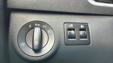 Volkswagen Caddy IV Kombi Maxi 1.4 TSI BlueMotion Technology 130KM 2020 Volkswagen Caddy 1.4TSI 130KM Maxi Trendline Czuj., zdjęcie 27