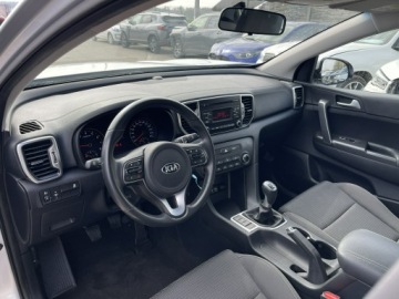 Kia Sportage IV SUV Facelifting 1.6 GDI 132KM 2018 Kia Sportage Klimatyzacja Czujniki park., zdjęcie 5