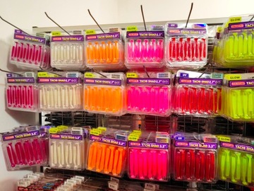 8 шт. 85 мм Damiki Glow и UV копыта Окунь Судак