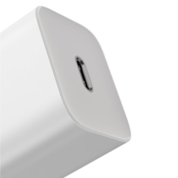 БЫСТРОЕ ЗАРЯДНОЕ УСТРОЙСТВО BASEUS SUPER SI 1C CUB 25 Вт PD 3A + КАБЕЛЬ USB C - C 1 М
