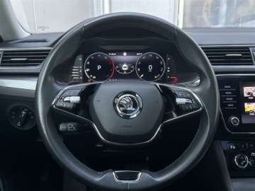 Skoda Superb III Kombi Facelifting 2.0 TDI SCR 200KM 2023 Skoda Superb 2.0TDI 200KM Style DSG l Panorama, AC, zdjęcie 13