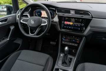 Volkswagen Touran III 1.5 TSI EVO 150KM 2024 Volkswagen Touran Special Edition 1.5 TSI EVO 150, zdjęcie 20