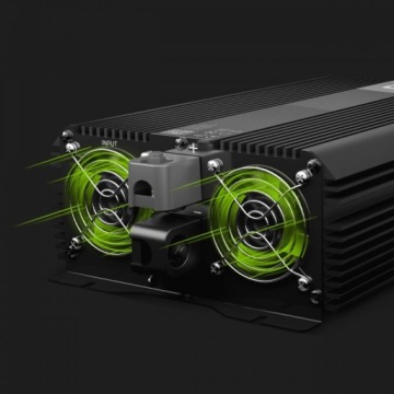 Преобразователь GREEN CELL Pro 12В/230В 2000Вт/4000Вт