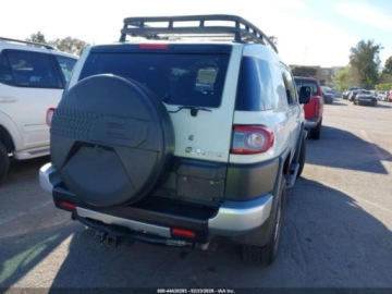 Toyota FJ Cruiser 2013 Toyota FJ 2013 r., 4,0L 4.0 Benzyna 260KM, zdjęcie 8