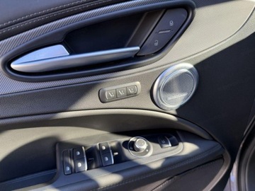 Alfa Romeo Stelvio SUV Facelifting 2023 2.0 GME Turbo 280KM 2025 ALFA ROMEO Stelvio Veloce Q4 Suv 2.0 (280KM) 2025, zdjęcie 12