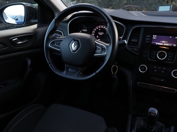 Renault Megane IV Hatchback 5d 1.3 TCe 115 FAP 115KM 2019 Renault Megane 1.3 TCe, Salon Polska, Klima, zdjęcie 6