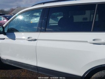 Volkswagen Tiguan II 2022 Volkswagen Tiguan 2022 VOLKSWAGEN TIGUAN 2.0T S 2.0 Benzyna 184KM, zdjęcie 12