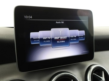 Mercedes CLA C117 Shooting Brake Facelifting 1.6 200 156KM 2017 Mercedes CLA 200 automat full LED navi panorama, zdjęcie 22