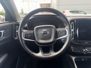 Volvo XC40 Crossover 1.5 T3 163KM 2020 Volvo XC 40 XC40 T3 benzyna | Momentum Pro | FV23%, zdjęcie 24