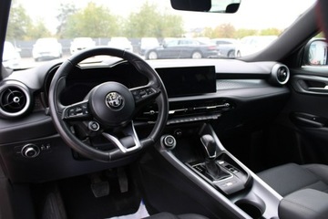 Alfa Romeo Tonale 2022 Alfa Romeo Tonale F Sprint DCT Automat Led, zdjęcie 32