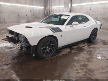 Dodge Challenger III 2016 Dodge Challenger RT Scat Pack 2016 6.4l 6.4 Benzyna 485KM, zdjęcie 1