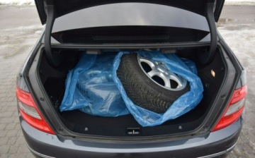 Mercedes Klasa C W204 Limuzyna 1.8 180 CGI BlueEFFICIENCY 156KM 2010 Mercedes-Benz Klasa C 1.8B Automat 2KPL KOL PDC Hak Oryginal Lakier Sprowa, zdjęcie 9