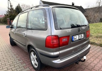 Seat Alhambra I (7MS) Minivan Facelifting 2.0 i 115KM 2005 Seat Alhambra 2.0 Benzyna 7-osobowy 6-biegow Tempomat Klimatronik 2.0, zdjęcie 5