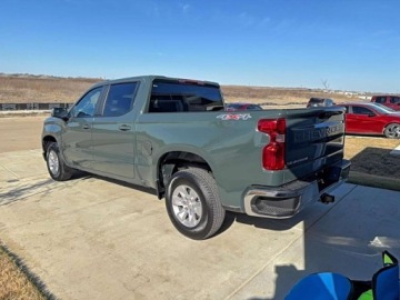 Chevrolet Silverado II 2025 Chevrolet Silverado 2025 CHEVROLET SILVERADO K1500 LT 5.3 Benzyna 355KM, zdjęcie 1