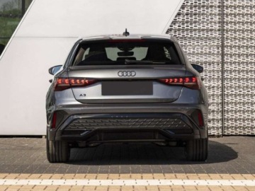 Audi A3 8Y Sportback Facelifting 1.5 35 TFSI 150KM 2026 AUDI A3 35 TFSI S Line Sportback Hatchback 1.5 (150KM) 2026, zdjęcie 1