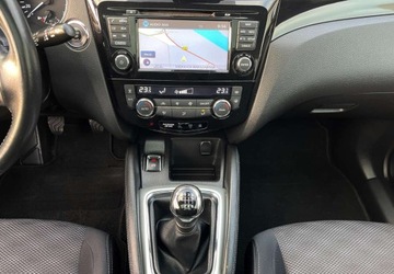 Nissan Qashqai II Crossover 1.6 dCi 130KM 2016 Nissan Qashqai nawigacja, kamera, panorama 1.6 Diesel 131KM, zdjęcie 25
