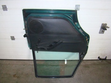 DVEŘE ZADNÍ LEVÉ KOMPLET VW PASSAT B4 SEDAN