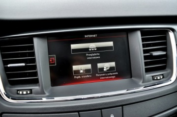 Peugeot 508 I SW Facelifting 2.0 BlueHDi 150KM 2015 Peugeot 508 SW 2,0 HDI 150 KM GT-Line JBL Navi, zdjęcie 28