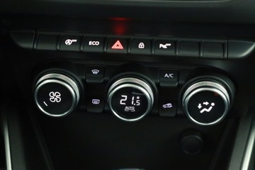 Dacia Duster II SUV 1.5 dCi 110KM 2018 Dacia Duster 1.5 dCi, Automat, Klima, Klimatronic, zdjęcie 9