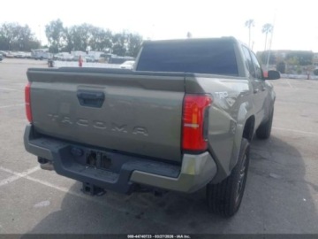 Toyota Tacoma II 2025 Toyota Tacoma TOYOTA TACOMA TRD SPORT 24.0 Benzyna 278KM, zdjęcie 2