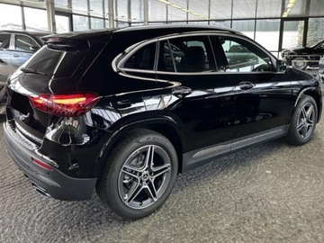 Mercedes GLA II Off-roader Facelifting 1.3 200 163KM 2025 MERCEDES-BENZ GLA 200 AMG Line Suv 1.3 (163KM) 2025, zdjęcie 3