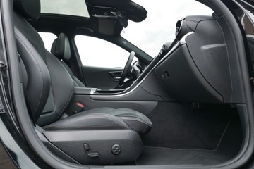 Mercedes Klasa C W206 Kombi Plug-In 2.0 300e 313KM 2023 Mercedes C300e 313 koni 2xAMG Panorama Hak Blis Webasto Ambiente LKA Hi-Fi, zdjęcie 18