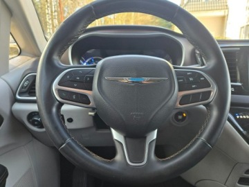 Chrysler Pacifica II 3.6 V6 Hybrid 264KM 2018 Chrysler Pacifica Hybrid 3.6 f.vat Pacifica Hybri, zdjęcie 15