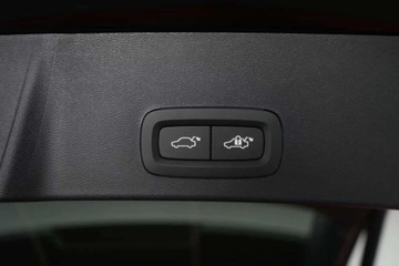 Volvo XC40 Crossover Facelifting 2.0 B3 163KM 2025 Volvo XC 40 VOLVO XC40 Core B3 Mild Hybrid, Dowolna konfiguracja, Polski S, zdjęcie 22