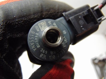 AUDI VW VSTŘIKOVAČE KOMPLET 2.0 TDI COMMON RAIL CR 03L130277J CFFB CFGB