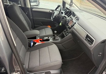Volkswagen Touran III 1.4 TSI 150KM 2018 Volkswagen Touran 1.4Tsi 150 PS Full led NAVI Extra stan 1.4 Benzyna, zdjęcie 9