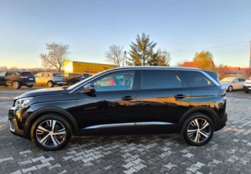 Peugeot 5008 II Crossover 1.5 BlueHDI 130KM 2018 Peugeot 5008 Peugeot 5008 1.5 BlueHDI Allure SampS 1.5 Diesel 130KM, zdjęcie 1