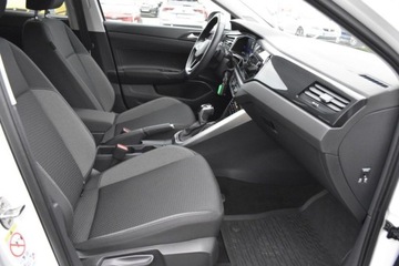 Volkswagen Taigo 1.0 TSI 110KM 2022 Volkswagen Taigo SalonPL 110KM TSI DSG Life APPconnect Pakiety Pod.Fotel D, zdjęcie 34