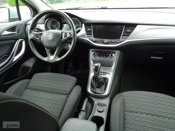 Opel Astra K Sports Tourer 1.6 CDTI 110KM 2017 Opel Astra Opel Astra K 1.6 1.6 Diesel 110KM, zdjęcie 6