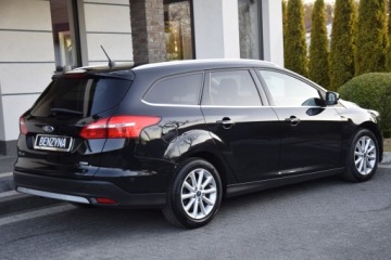 Ford Focus III Kombi Facelifting 1.0 EcoBoost 125KM 2016 TITANIUM* Kamera Cofania* Navi* Asystent Parkowania*Car Play* ALU*GWARANCJA, zdjęcie 12
