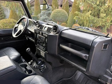Land Rover Defender III 90 Station Wagon 2.2 TD4 122KM 2016 Land Rover Defender Limited Edition 90 DPF E 122KM 2016r możliwa zamiana, zdjęcie 7