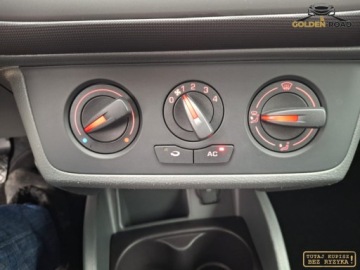 Seat Ibiza III 1.4 16V 85KM 2008 Seat Ibiza 1,4 mpi 86KM klima elektryka wspomaganie oplacona 1.4 Benzyna, zdjęcie 12