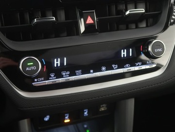 Toyota Corolla Verso AR10 2022 Toyota Corolla Cross 2.0 Hybrid 2WD, Salon Polska, zdjęcie 11