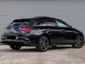 Mercedes CLA C118/X118 Shooting Brake Facelifting 1.3 200 163KM 2025 CLA 200 AMG Line Shooting Brake 1.3 (163KM) 2025, zdjęcie 2