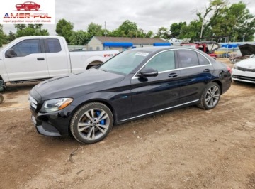 Mercedes Klasa C W205 2017 Mercedes-Benz Klasa C 350e 2017 2.0 Hybryda Plug-in 275KM