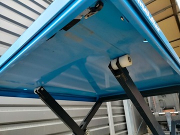 НОЖНИЧНЫЙ ПОДЪЕМНИК ПАЛЕЧЯК 1,14м х 1,42м с рампой