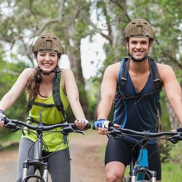 ШЛЕМ ДЛЯ СПОРТИВНОЙ ЕЗДЫ НА ОТКРЫТОМ ВОЗДУХЕ