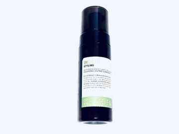 Pianka do stylizacji włosów - Insight Styling Volumizing Shaping 150ml