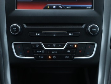 Ford Mondeo V Kombi 2.0 TDCi 150KM 2014 Ford Mondeo 2.0 TDCI, Navi, Klima, Klimatronic, zdjęcie 14