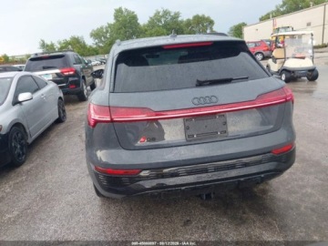 Audi Q8 2024 Audi Q8 e-tron Prestige Quattro 2024 Elektryczny 402KM, zdjęcie 3