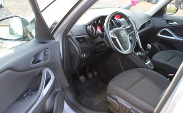 Opel Zafira C Tourer 2.0 CDTI ECOTEC 165KM 2012 Opel Zafira 2.0D 165KM zadbana stan bdb orginalny lakier zarejestrowana 2.0, zdjęcie 5
