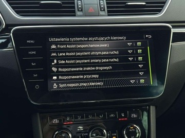 Skoda Superb III Kombi Plug-In Hybrid 1.4 TSI Plug-In-Hybrid 218KM 2022 Skoda Superb LK Matrix Hak Tempomat ACC Kessy ASO Panorama FV23, zdjęcie 30