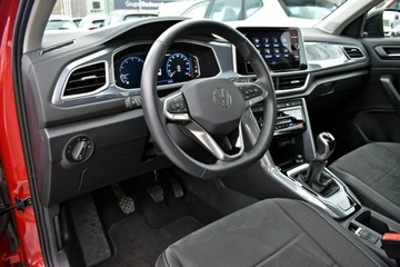 Volkswagen T-Roc I SUV Facelifting 1.5 TSI ACT 150KM 2024 Volkswagen T-Roc Bezwypadkowy / Salon Polska /, zdjęcie 9