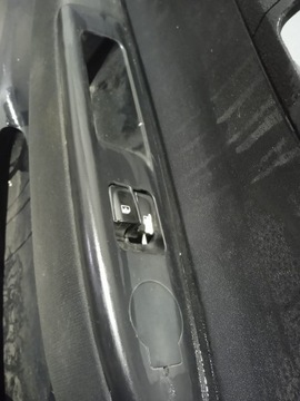 ОБИВКА ПЕРЕДНЕЙ ДВЕРИ HYUNDAI I20 I 3D