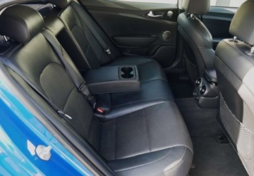 Kia Stinger Liftback 2.0 T-GDI 255KM 2018 Kia Stinger Kia Stinger 2.0 T-GDI GT Line 2.0 Benzyna 255KM, zdjęcie 28